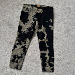 Current/Elliott Black and Cream Tie-Dye The Crop Skinny Jeans